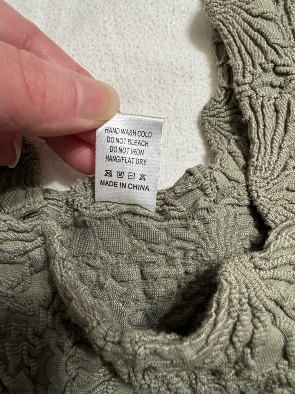 Patterned Seamless Tank Top - Picture 7 of 7